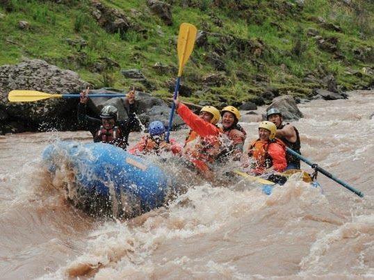 Rafting de día completo – tour en Cusco, Peru Sun Moon Tours